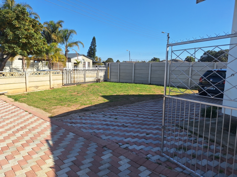 To Let 3 Bedroom Property for Rent in Scheepershoogte Eastern Cape